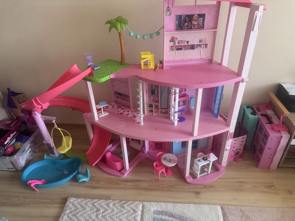 Къщата на мечтите и колата на мечтите на Барби, Barbie