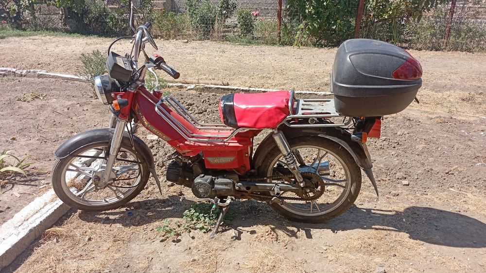 Vând ,Activ motor 125 pe ambreiaj.