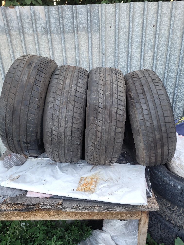 Продам шины 215/60 R16