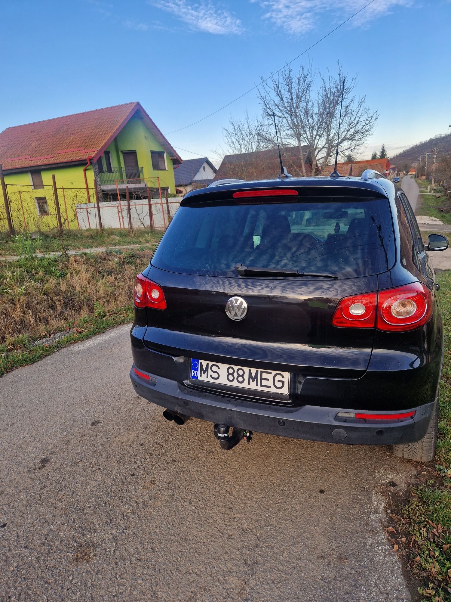 Vând Volkswagen Tiguan - Schimb cu dubă sau miniexcavtor