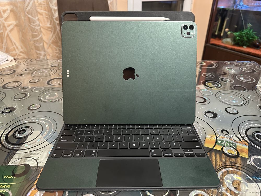 Ipad pro 12.9 6th gen 256gb + cellular data