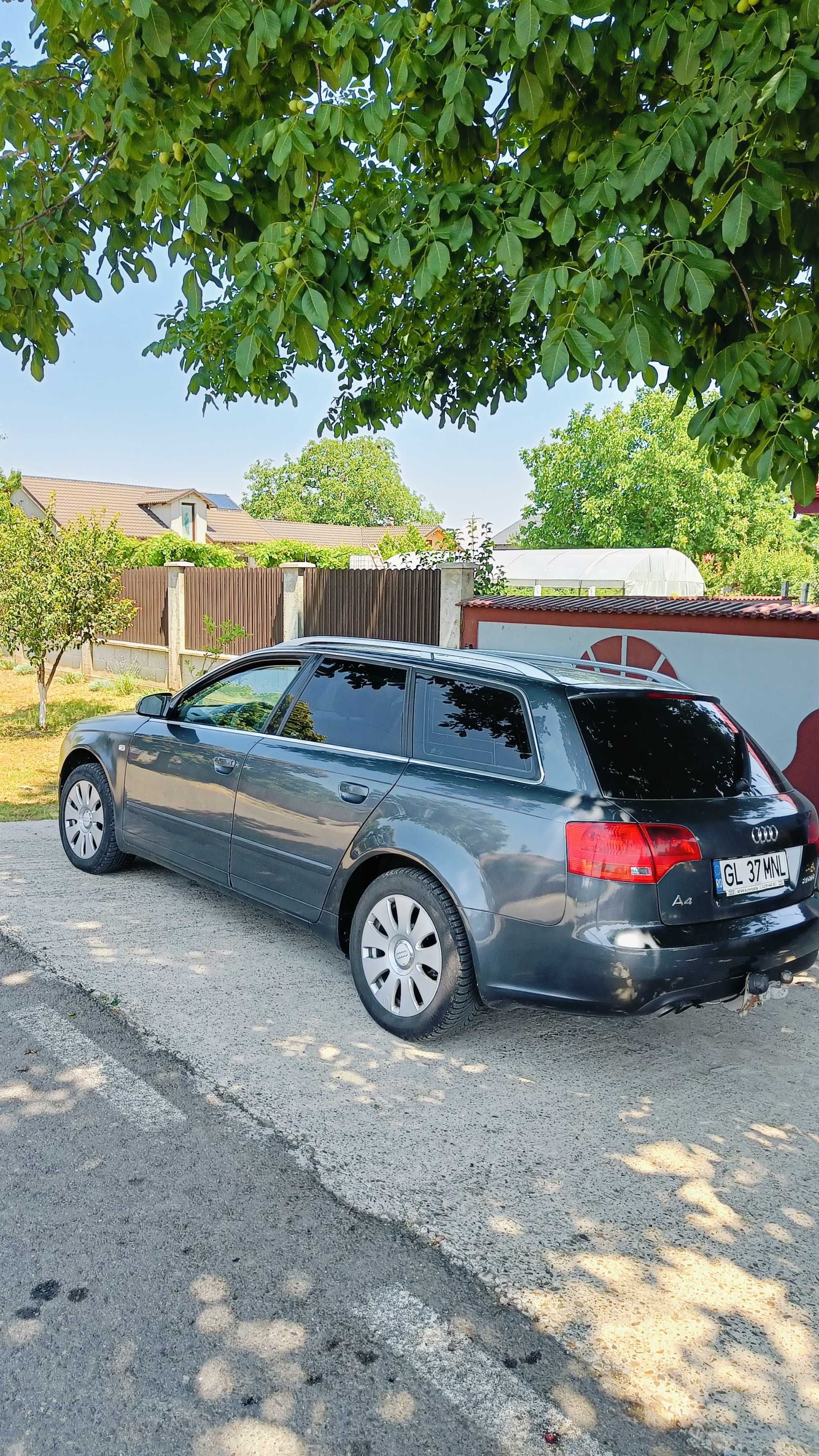 Vând Audi A4 2.0 Tdi