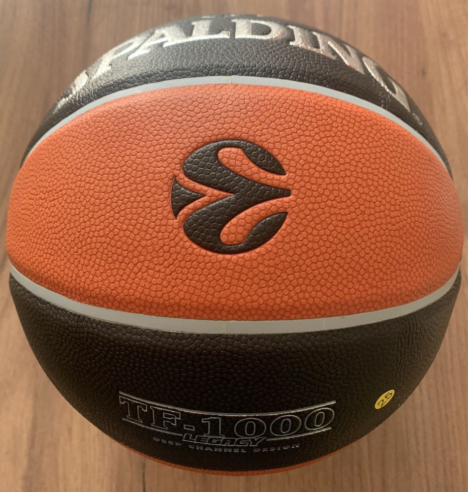 Оригинална баскетболна топка от Евролигата Spalding!!!