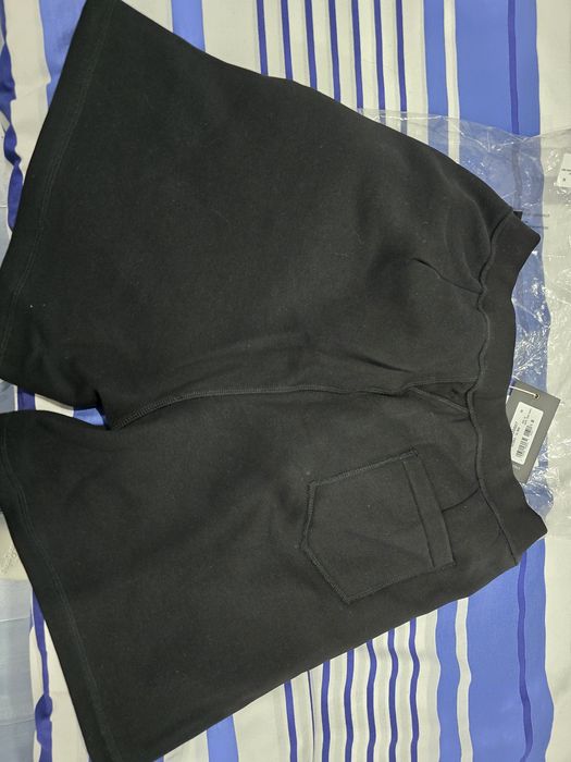 Bermude Dsquared pentru barbati!  Pret fix.Autentic 100%