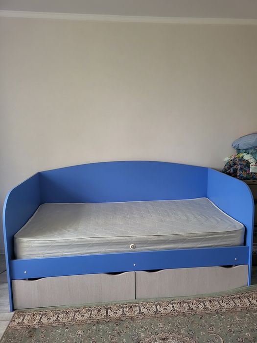 Продам мебель для