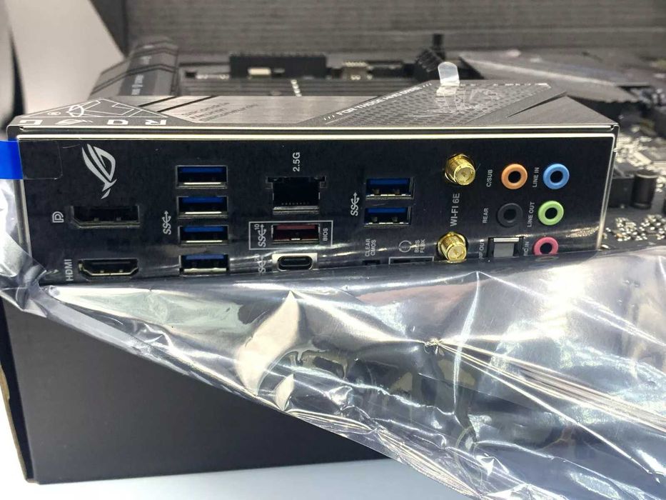 Дънна платка ASUS ROG Strix B760-F Gaming WiFi DDR5