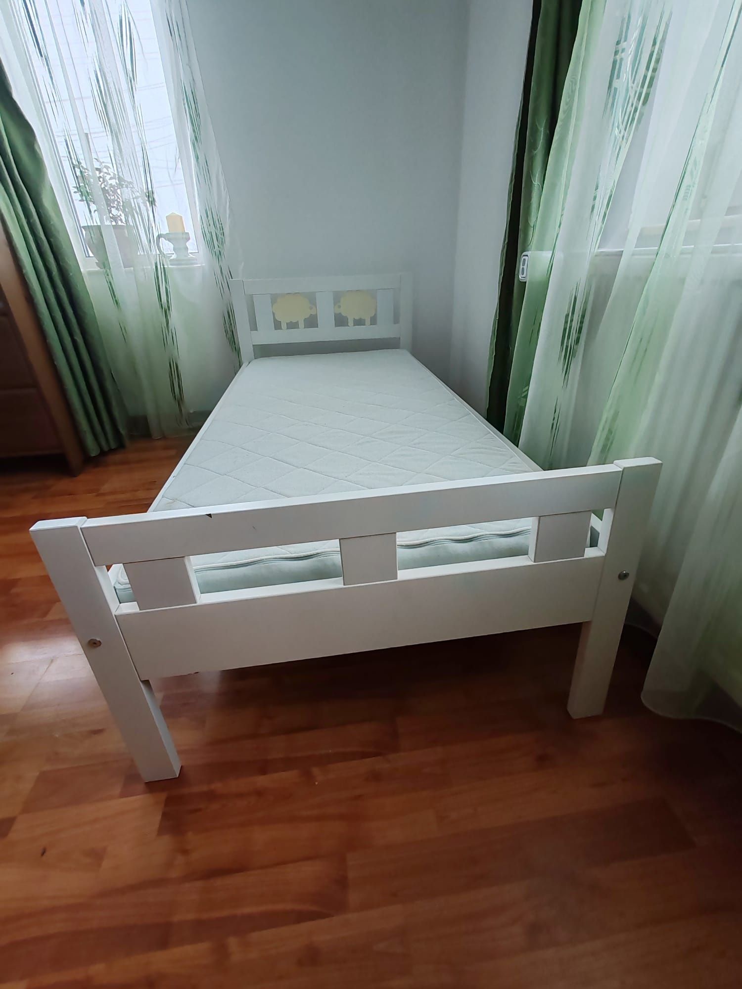 Vand pat pentru copii Ikea
