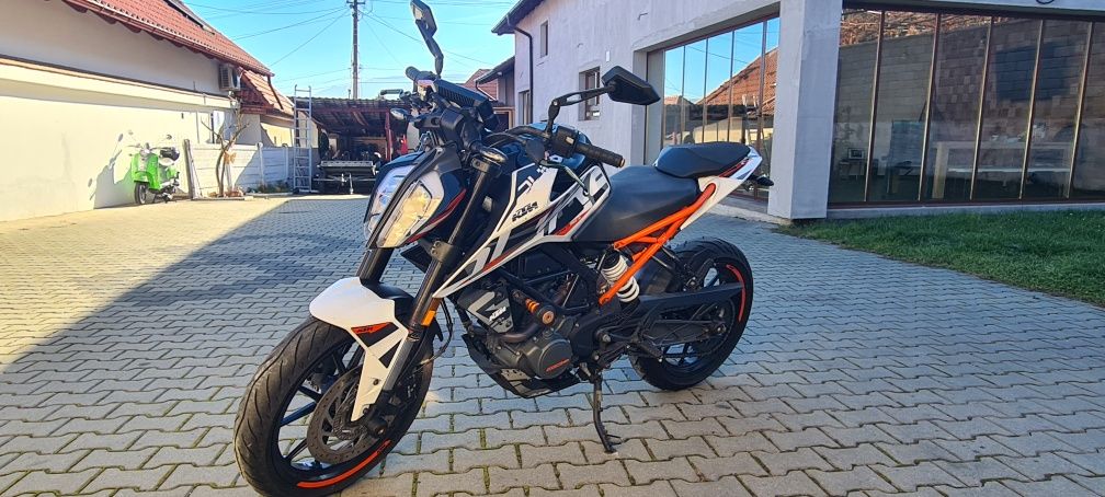 Ktm Duke 125 cp 15 an 2020 km 37770