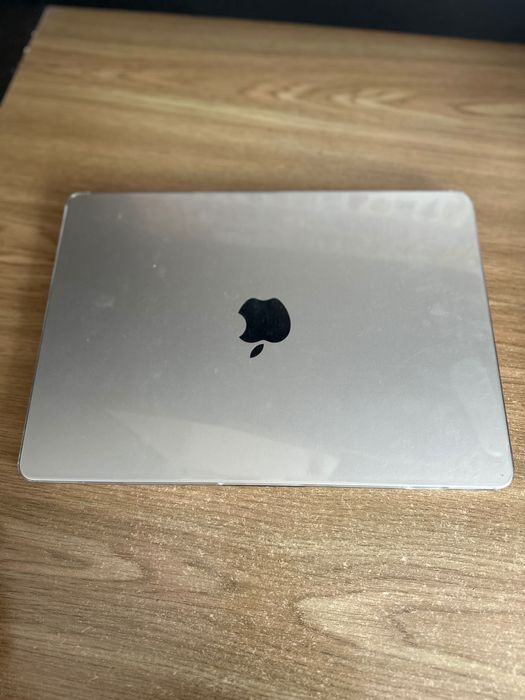 Macbook air 13 m3 (2024)