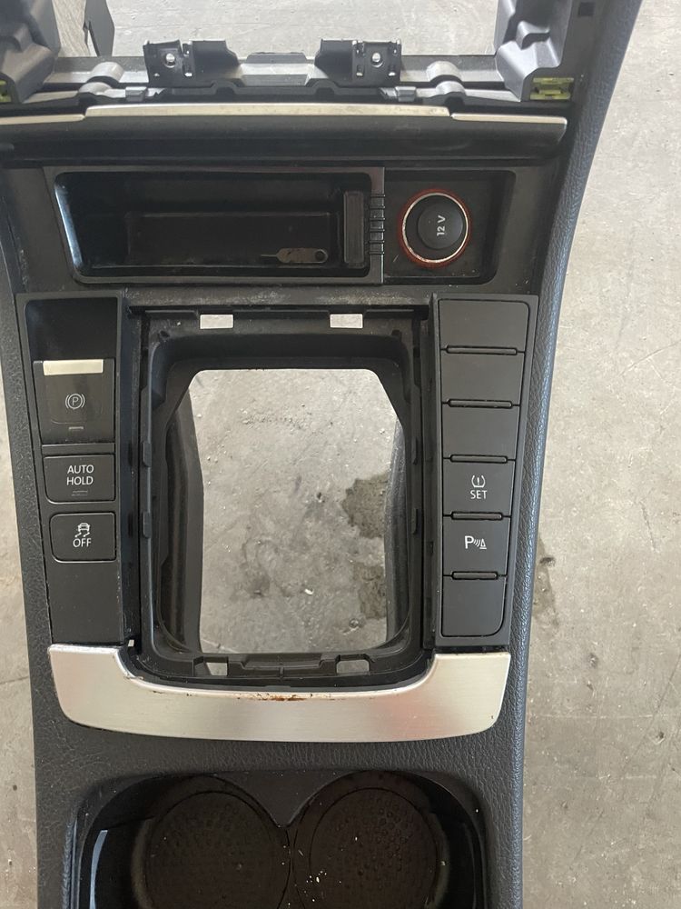 Cotiera centrala / tunel Volkswagen passat cc b7 facelift europa