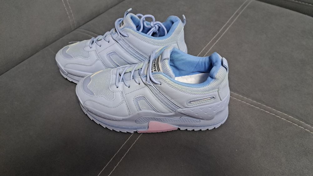 Дамски Маратонки