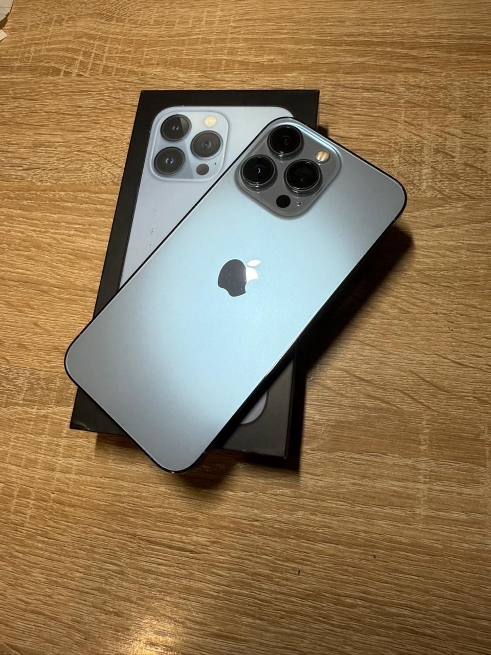 Продам IPhone 13 Pro