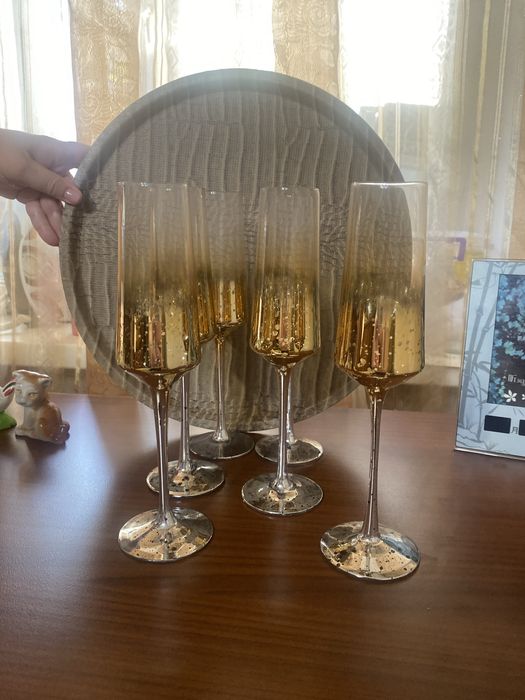 Продам фужеры для шампанского