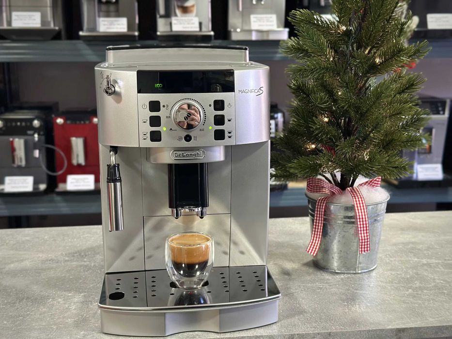 Кафемашина DeLonghi Magnifica S