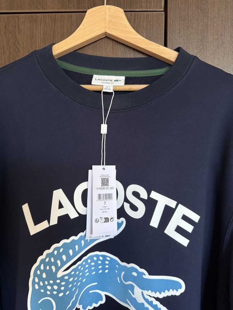 Lacoste Sweatshirt