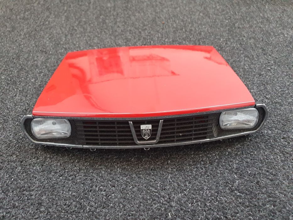 Capota si grila fata macheta Dacia 1300