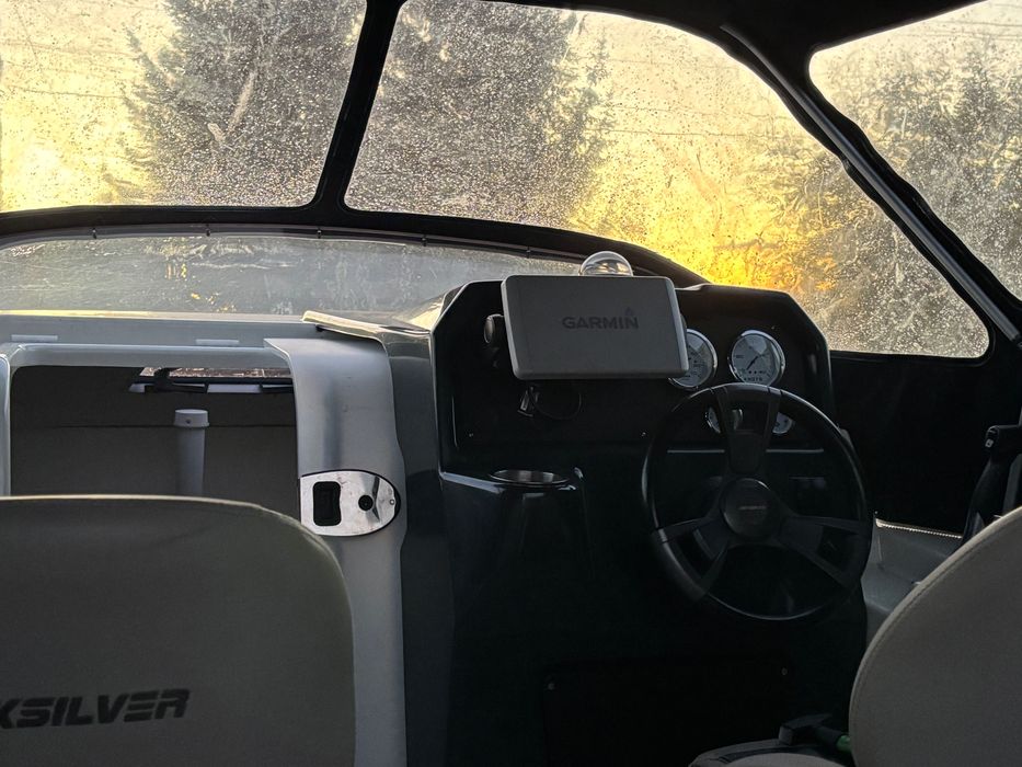 Quicksilver 505 activ cabin