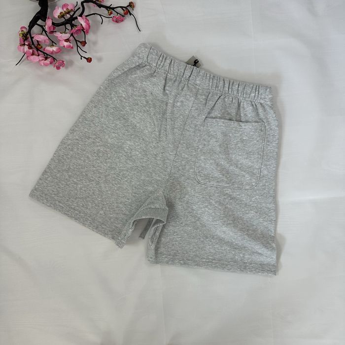 Pantaloni scurti Essentials Fear of God gri