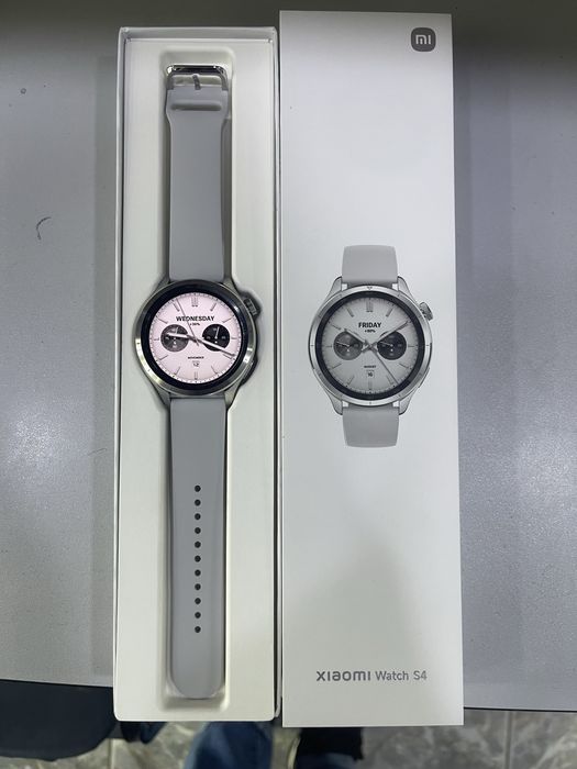 Xiaomi Watch S4 silver