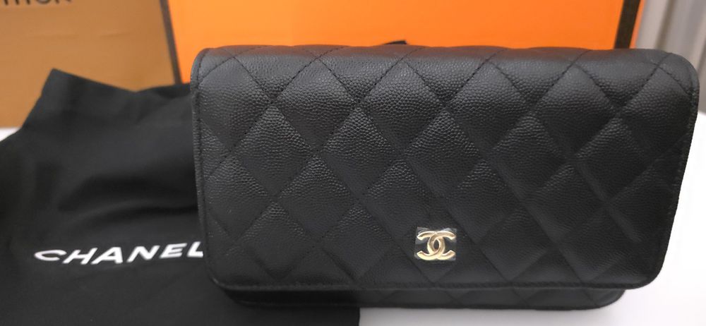 Дамска чанта CHANEL