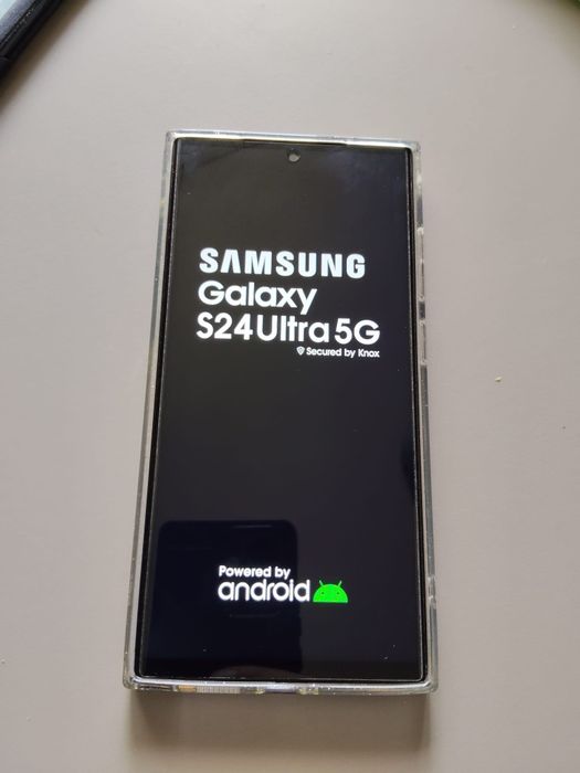 Vând Samsung S24 Ultra