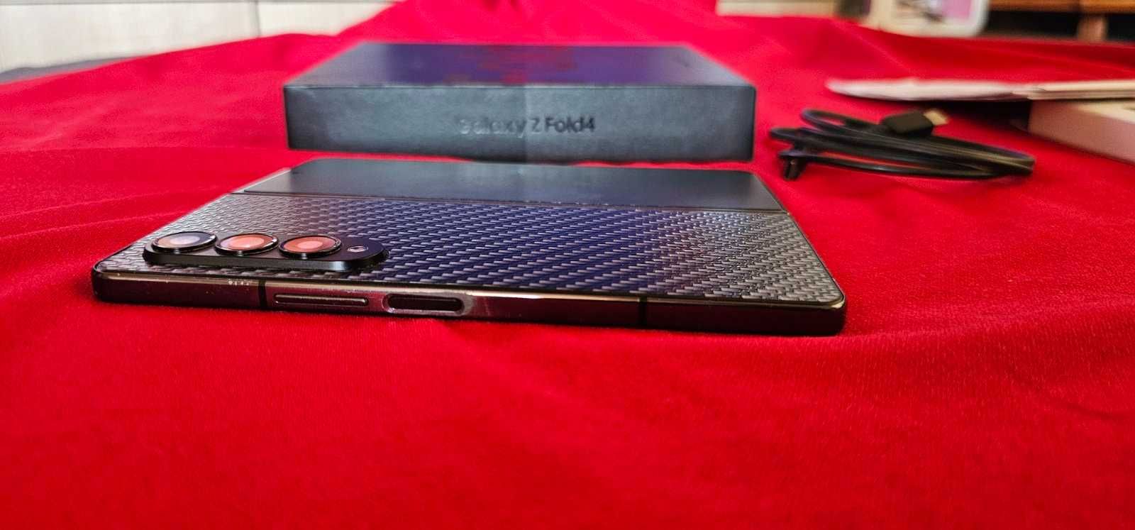 Samsung Galaxy Z Fold4 12GB-256GB Phantom Black ПЪЛЕН КОМПЛЕКТ!-НОВ!