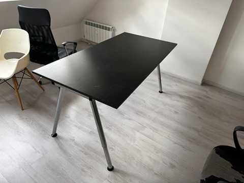 Офис бюро IKEA GALANT, 160×80 см, регулируема височина – 70 лв.