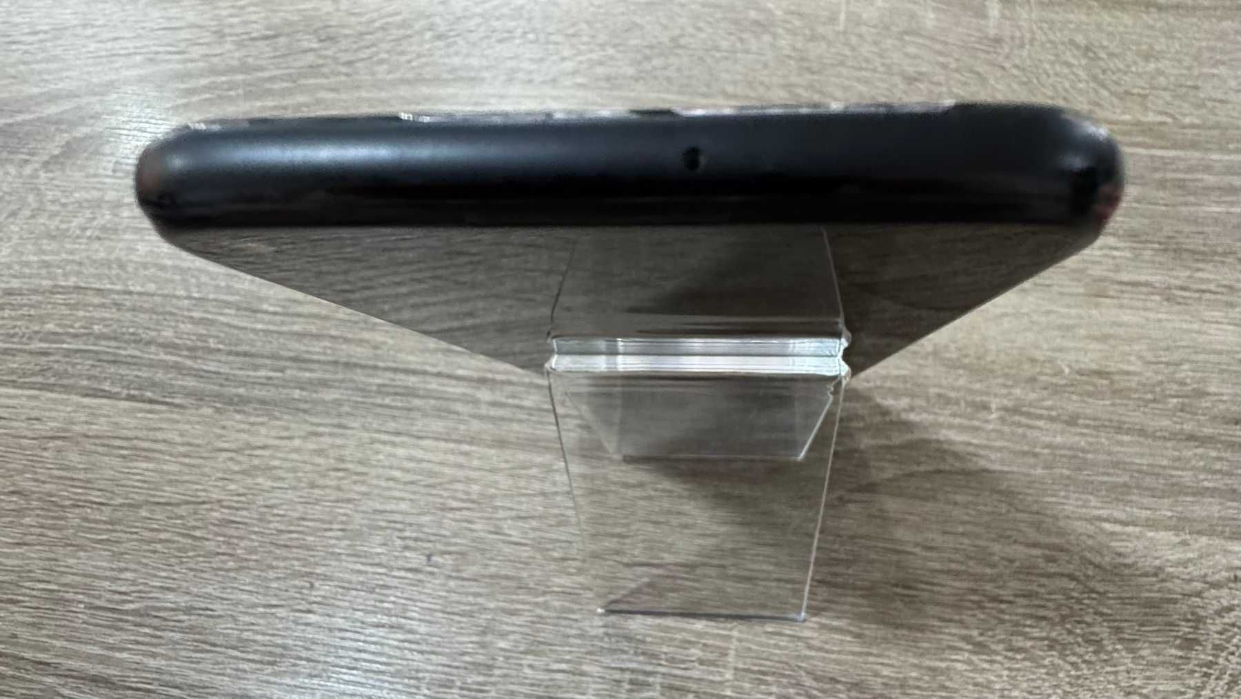 Телефон Huawei P40 lite 128/6GB