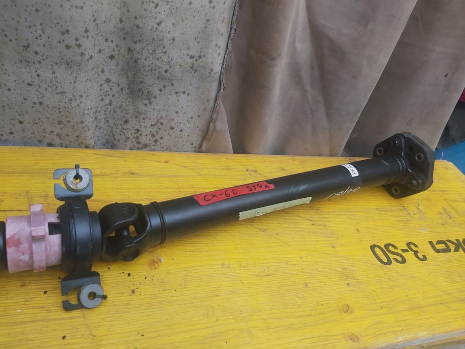 Карданен вал за мазда цх60 Mazda СХ60