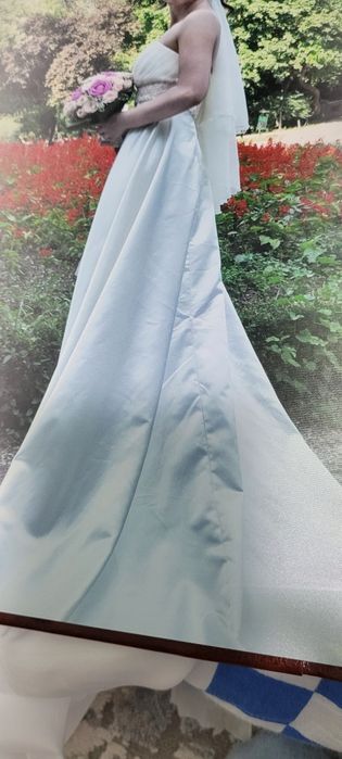 Rochie mireasa cu trena detasabila