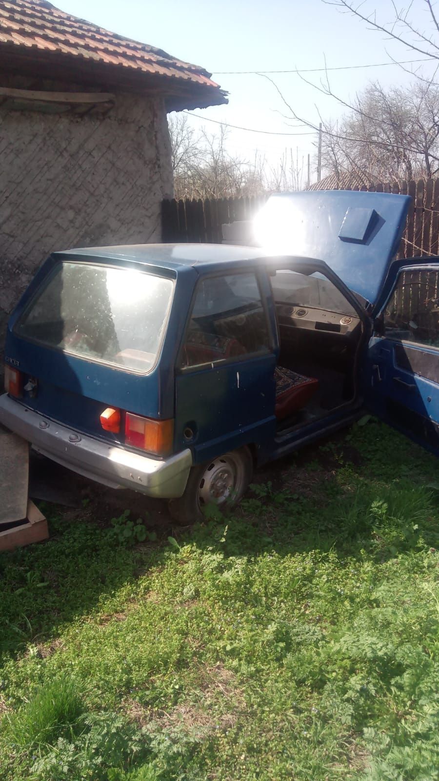 Vând Dacia 500 lastun