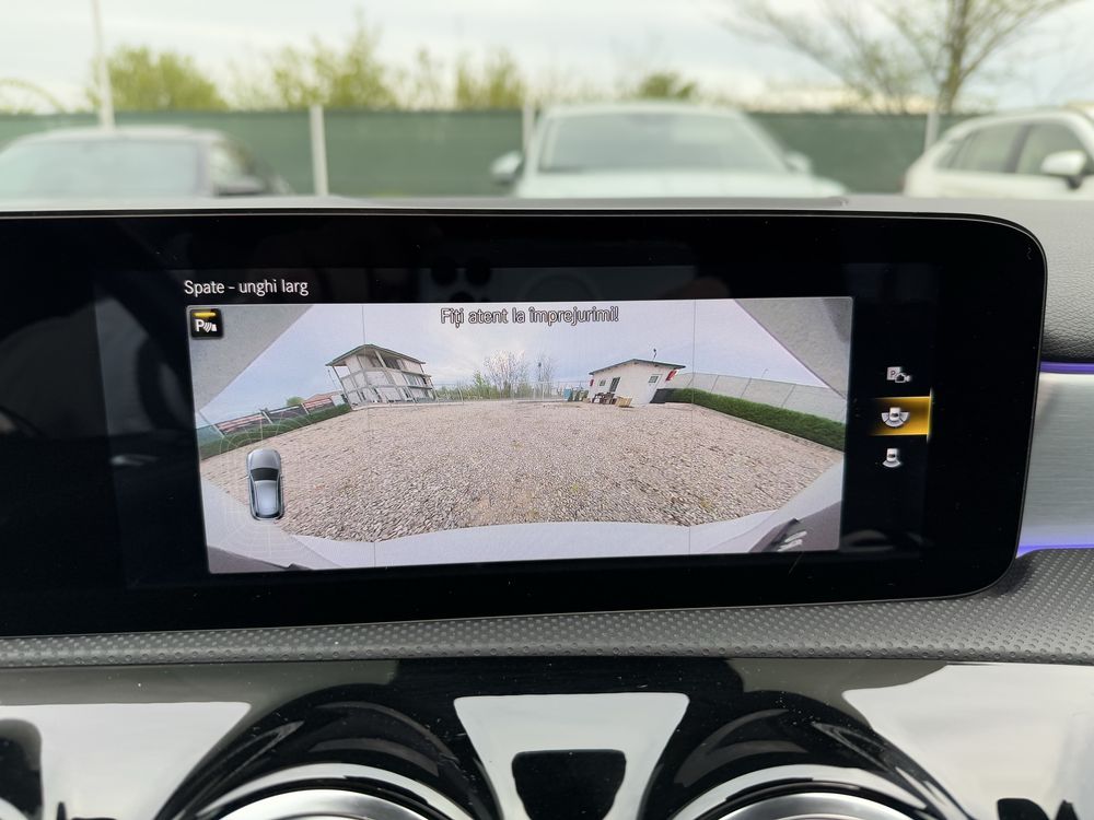 Mercedes A-180/ AMG / 2021 / FULL EXTRA /Ambientale / Trapa/ Multibeam