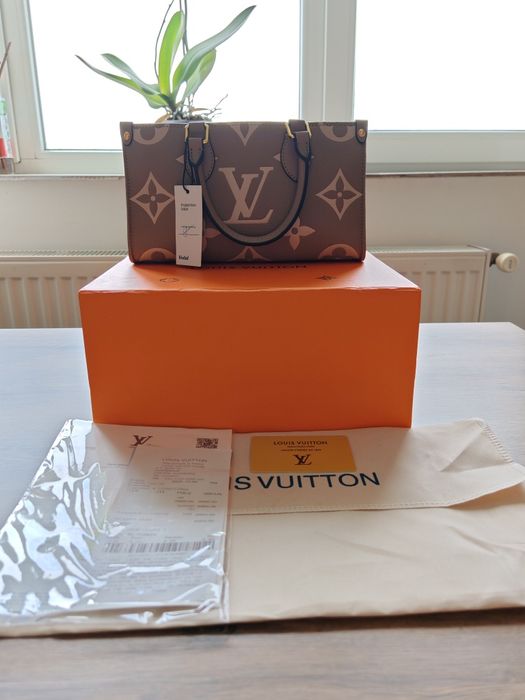 Geantă Louis Vuitton OnTheGo PM