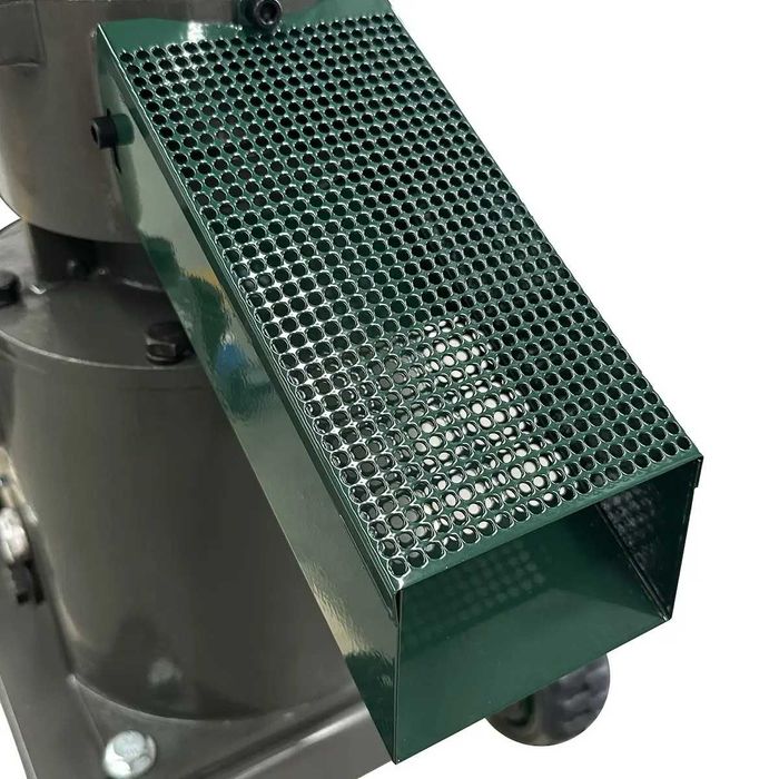 Granulator furaje GRAND-120 EU PROFI, motor inclus, 3 matrite NOU