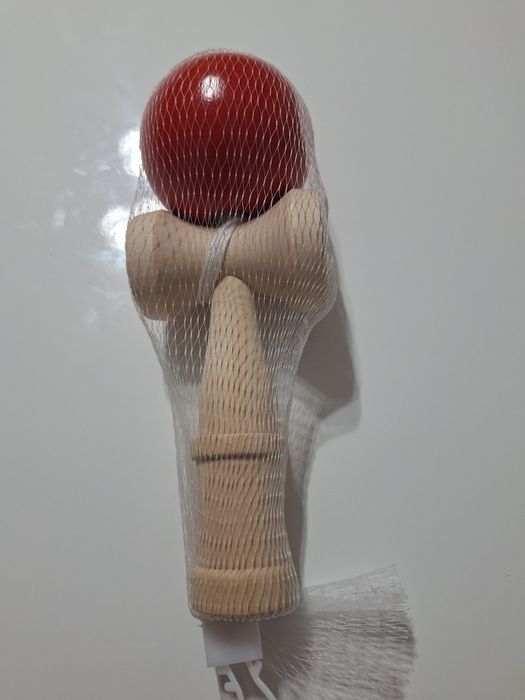 Jucărie kendama noua