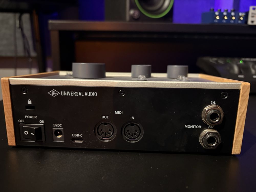 Universal Audio Volt 276