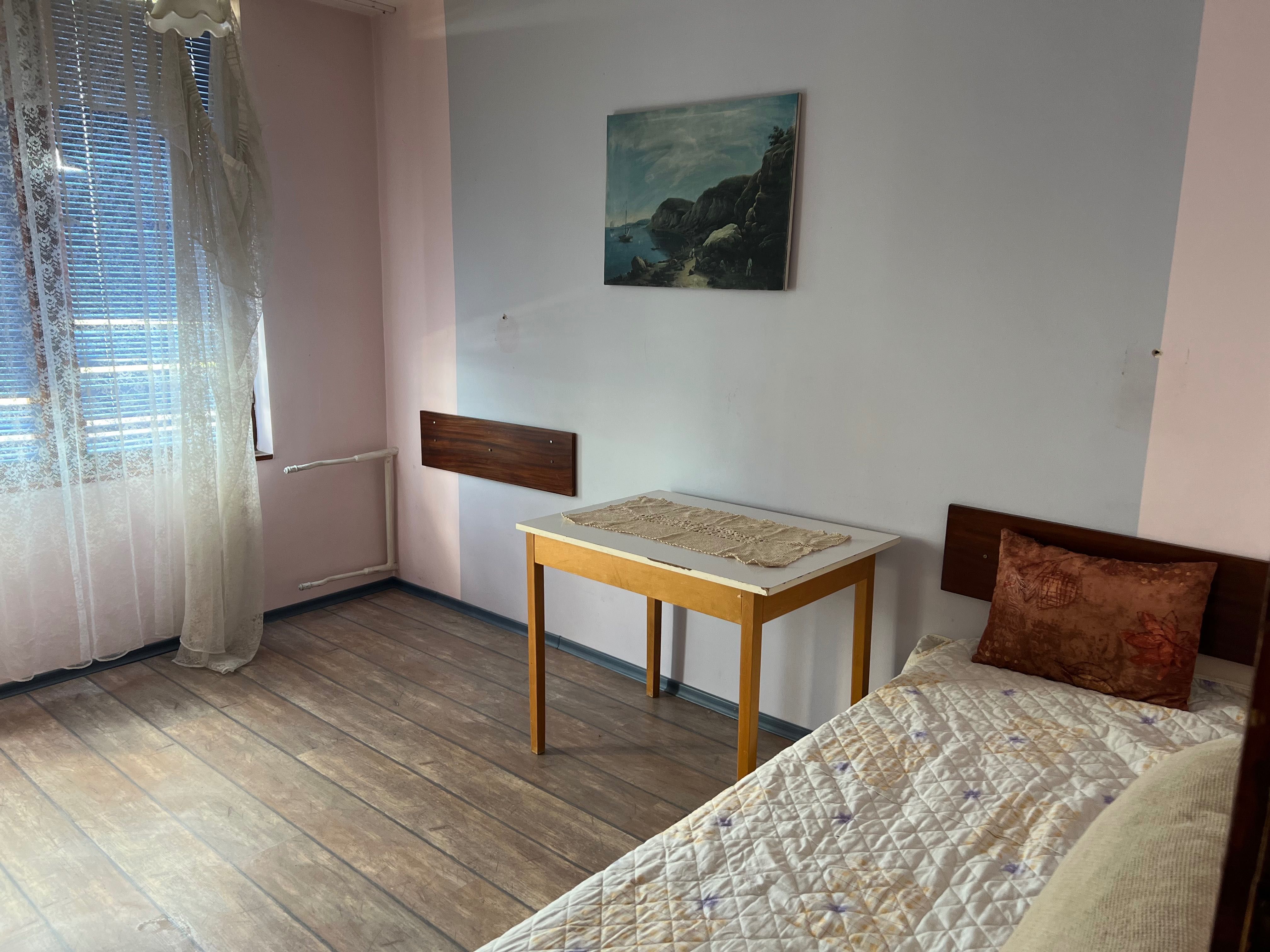 Продаваме апартамент без брокер - Шумен добруджанския 96кв. чиста площ