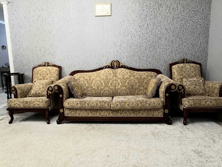 Турецкий диван и 2 кресла