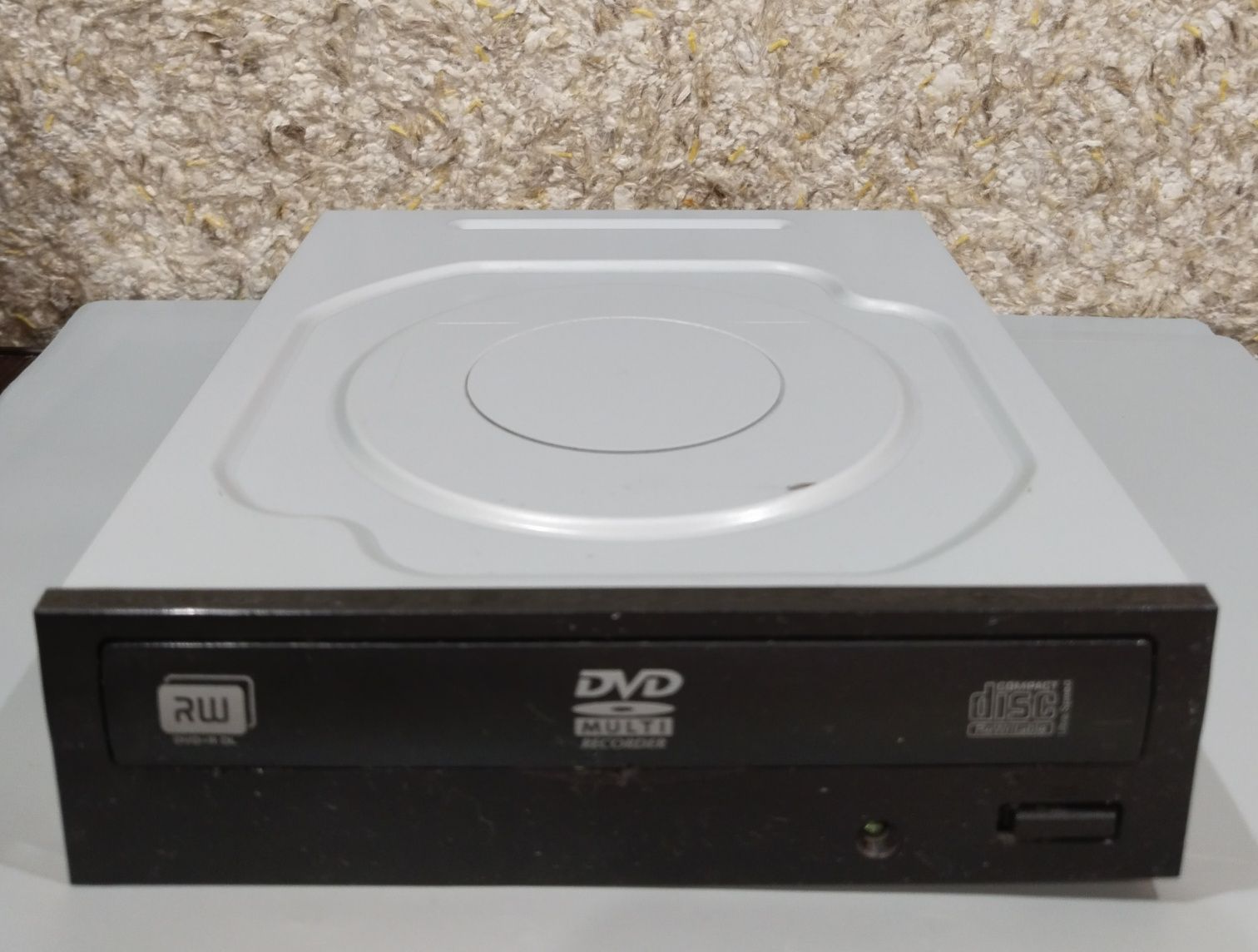 CD ROM дисковод 

Продам CD ROM дисковод цена