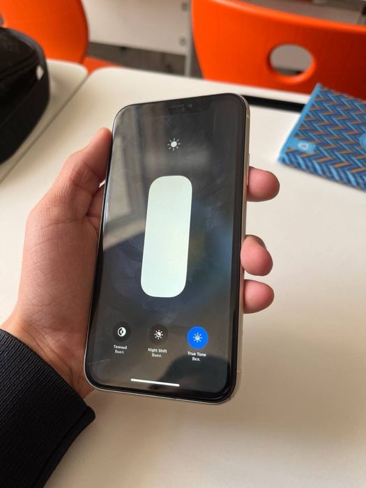 Продается айфон 11