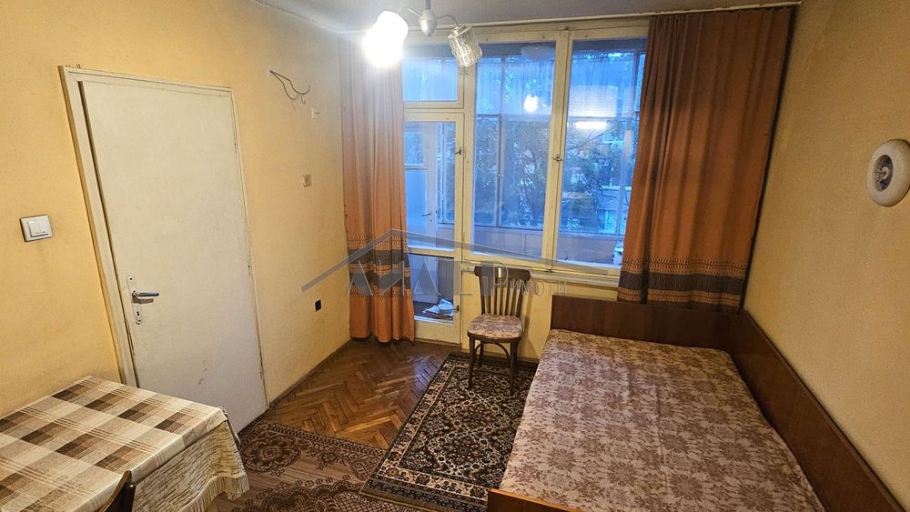 3-стаен с реална площ от 99 кв.м. в кв. Въстанически