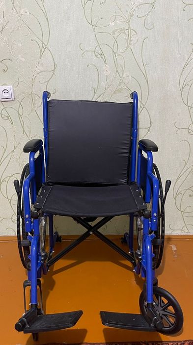 Инвалидное кресло