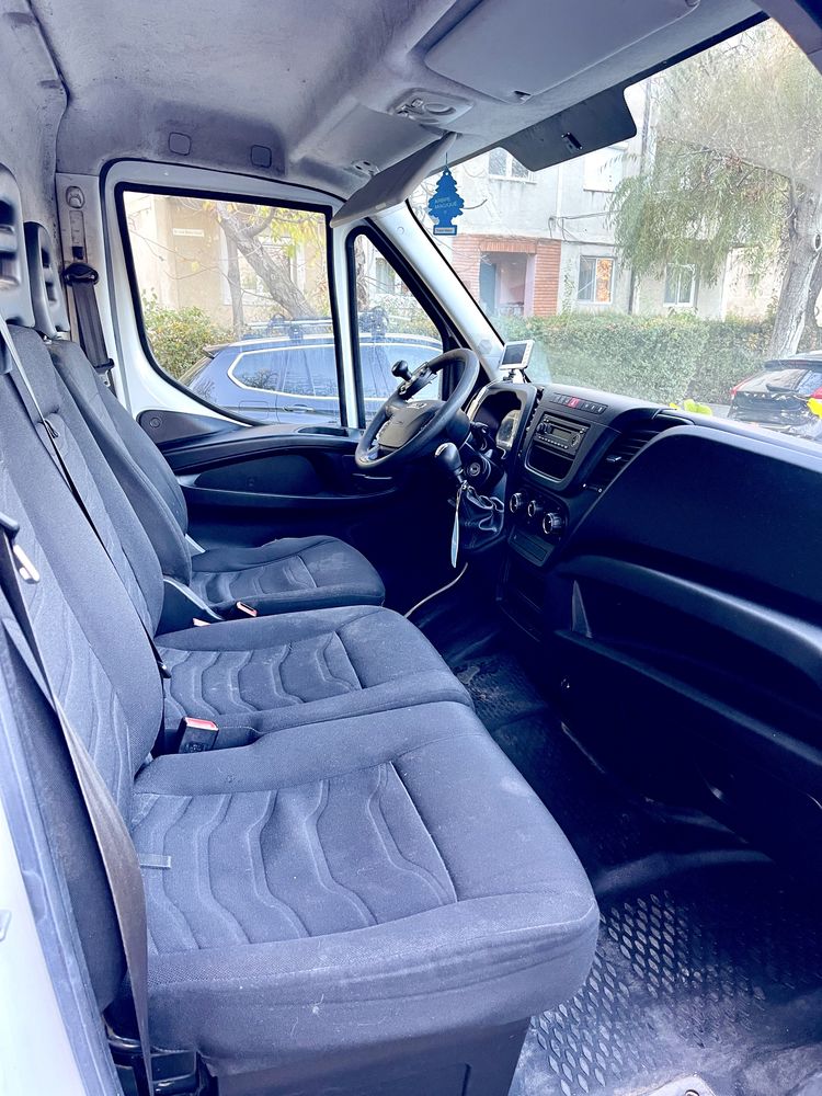 Iveco Daily 2015 – 2.3 Diesel – L3H2 – 235.000 km – Service la zi