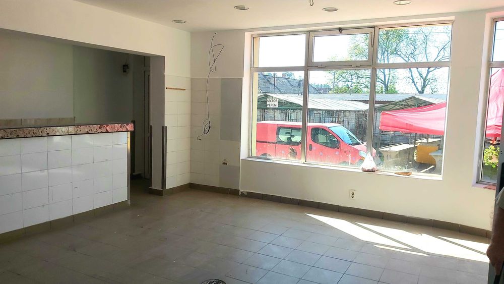 Dau in chirie spatiu comercial ultracentral in Turda