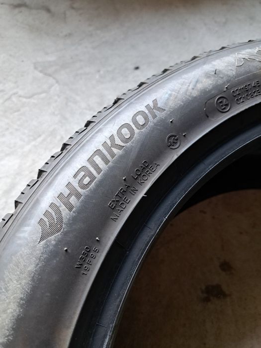 2 anvelope iarnă 255 45 r19 Hankook