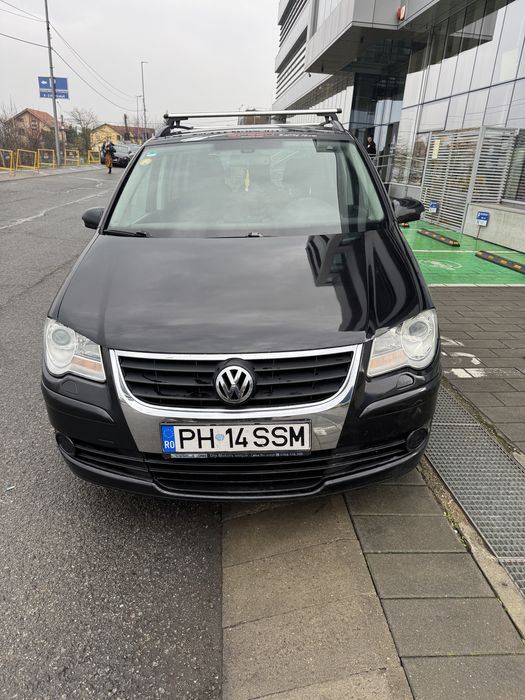 Volkswagen Touran 1.9 TDI, 2009. Webasto. Dublu climatronic. 2 chei