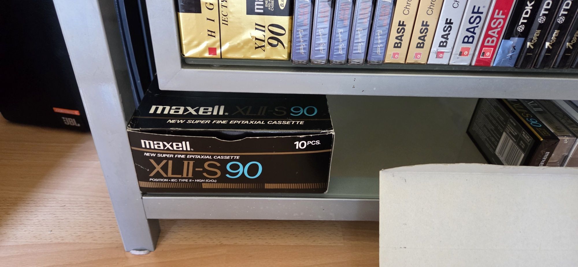 Benzi MAXELL originale pe 26.5 inregistrate si casete audio noi