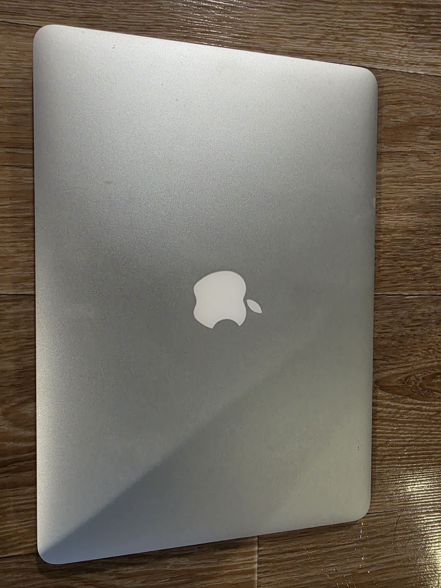 Mac book air 13 inch