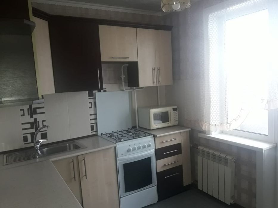 Сдам 1-комнатную квартиру в районе университета на долгий срок