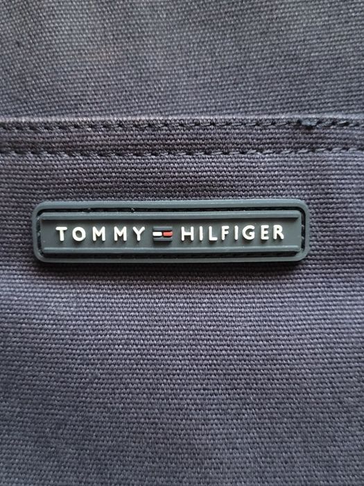Geanta crossbody Tommy Hilfiger